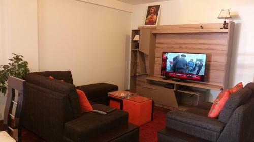 Tikas House Apartment