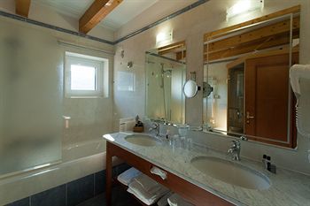 Sartoris Hotel Lavis