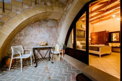 Bozzali Deluxe Hotel