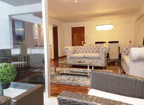 Waterfront Larcomar Apartments