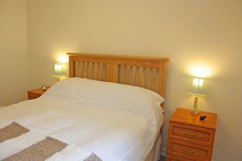 Apartment 8, The Granary