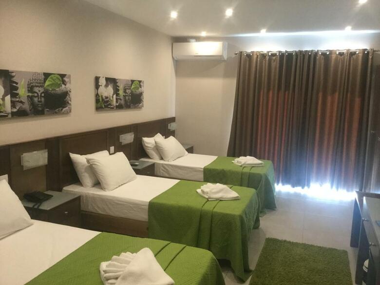 Cerviola Hotel