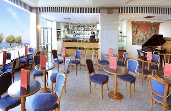 Hotel Diplomat