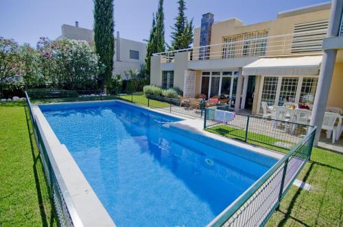 Villa Lake View