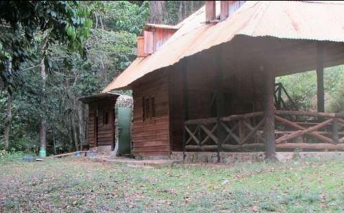 Ebano Verde Waterfall And Ecolodge