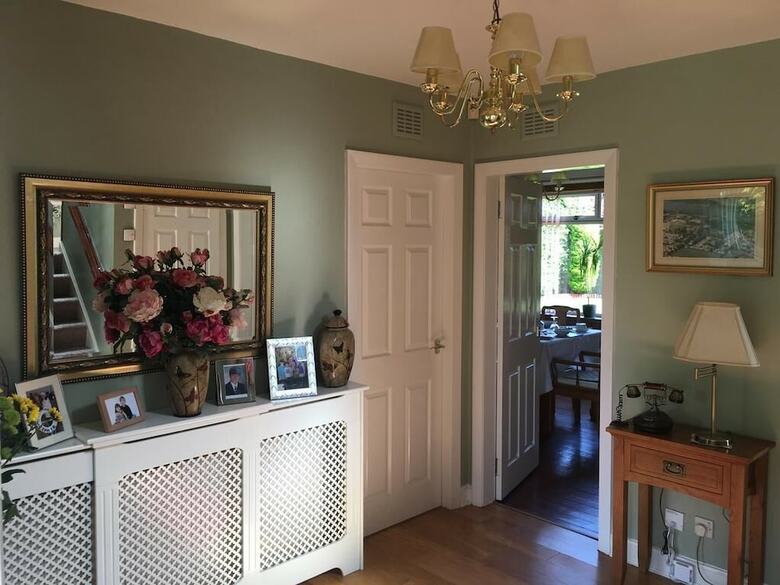Rose Villa Bed And Breakfast