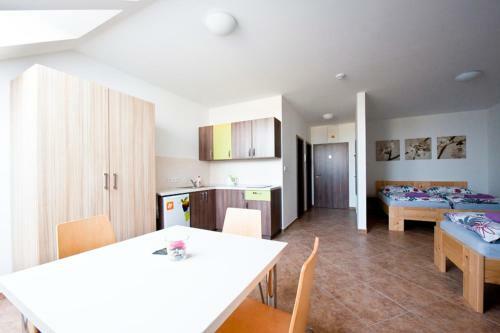 Hostal Penzion ?urek