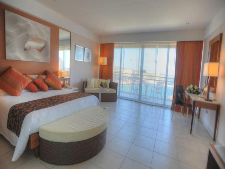 Hotel Ramla Bay Resort