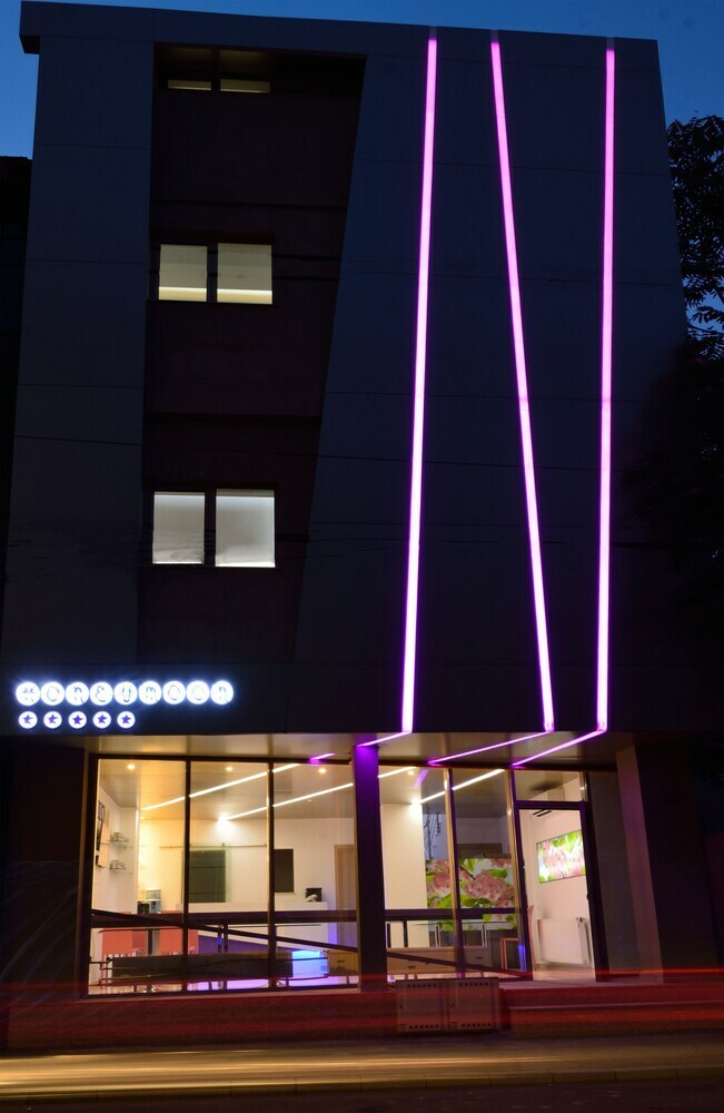 Hotel Christina Plus