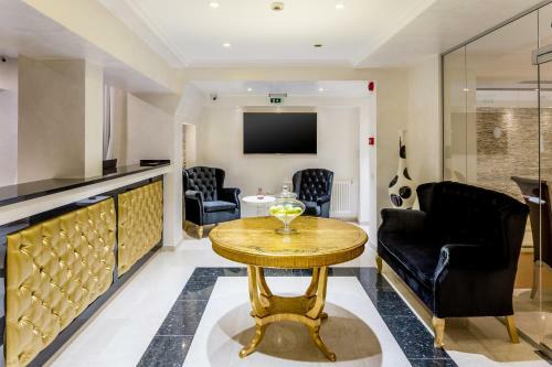 Old Town Boutique Hotel