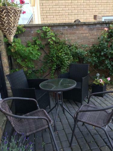 Hostal The Horseshoes Bed & Breakfast