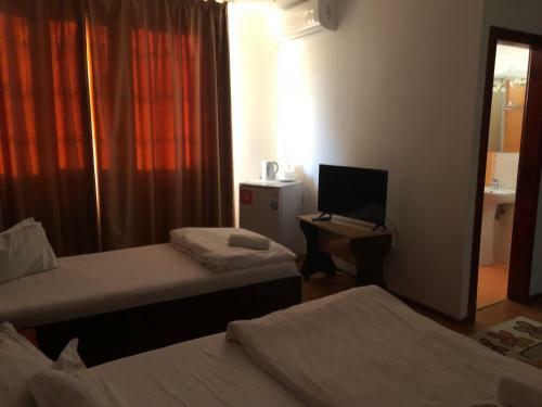 Hostal Pension Rozeclas
