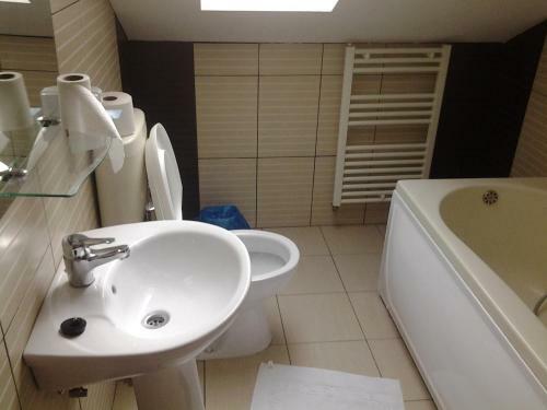 Hostal Pension Rozeclas
