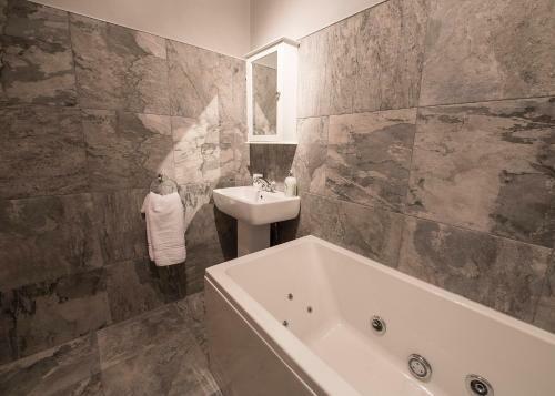 Apartamentos Overleigh Cottage