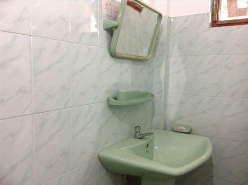 Hostal Lagoon Inn