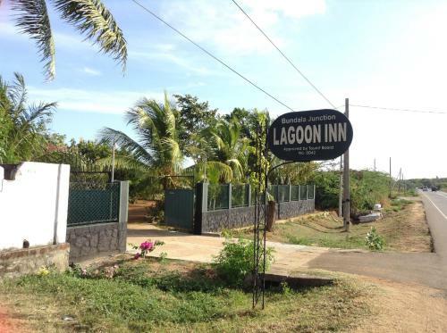 Hostal Lagoon Inn