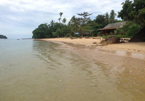 Hostal Libong Sunset Resort