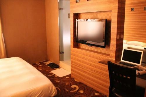 Crystal Hotel Taipei
