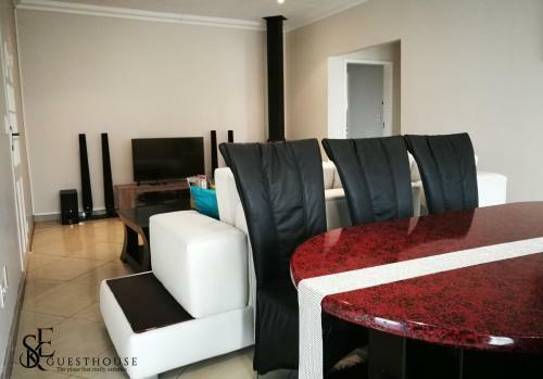 Hostal Ske Guesthouse