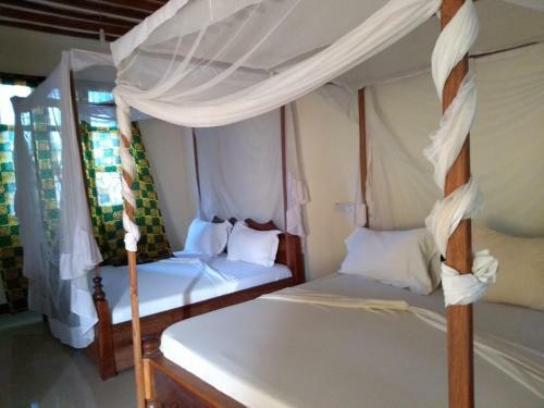 Bed & Breakfast Mpole Bungalows