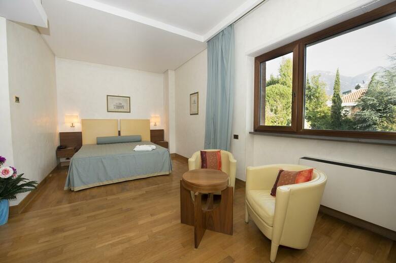 Hotel Solofra Palace
