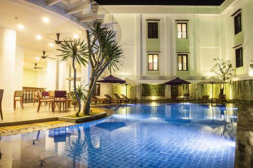 �mm Hotel Hue