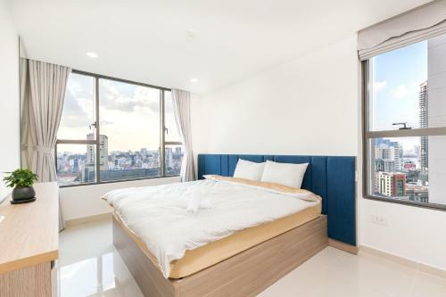 Infinity Edge Pool Apartments