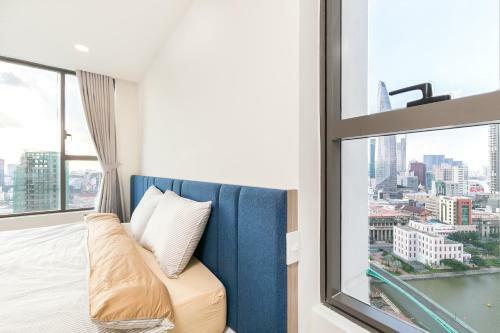 Infinity Edge Pool Apartments