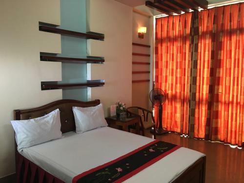 Sunrise Hotel
