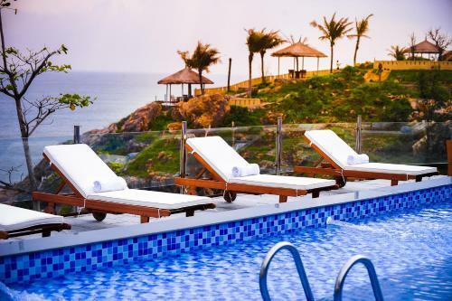 Hotel Aurora Villas And Resort