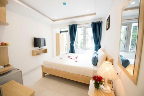 Ha Noi Holiday Center Hotel