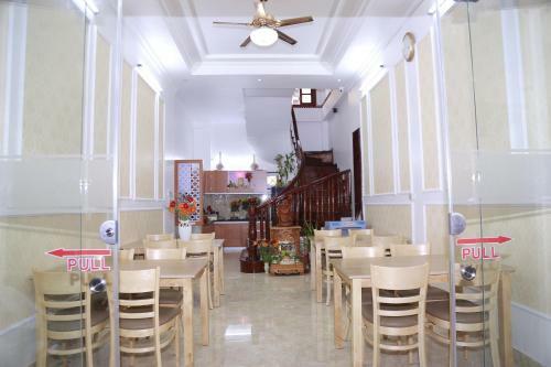 Moon & Sun Hostel