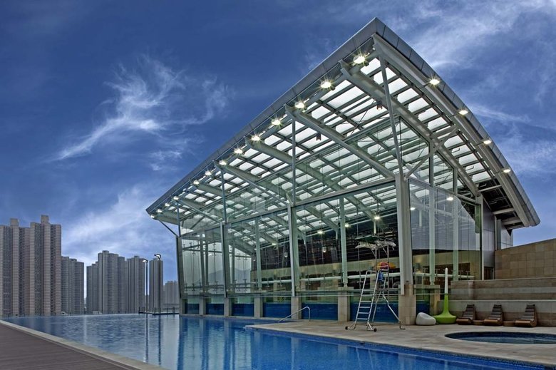 L'hotel Nina Et Convention Ctr