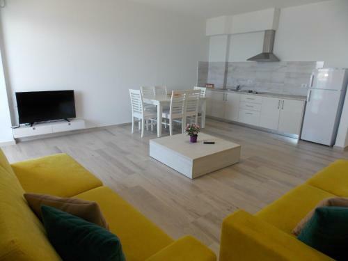 Elegance Apartment