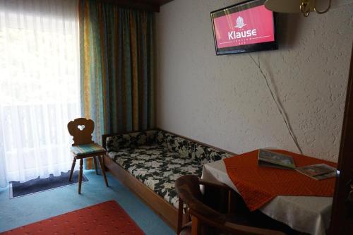 Hostal Pension Zur Klause