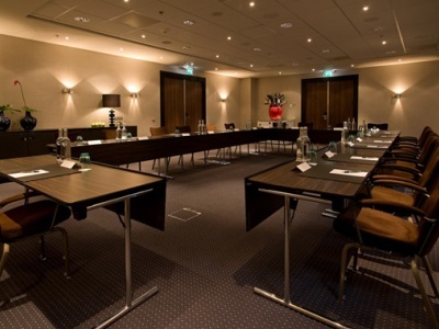 The Park Hotel (hh)