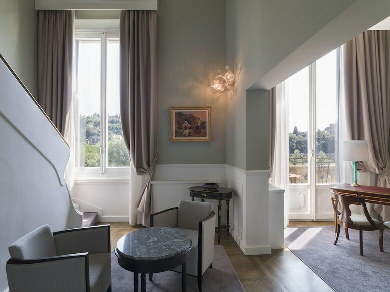 Plaza Hotel Lucchesi