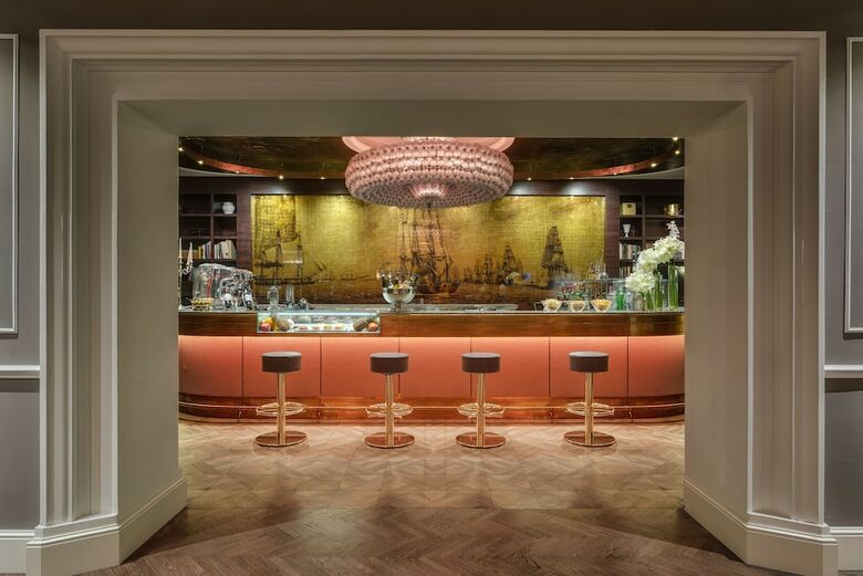 Plaza Hotel Lucchesi
