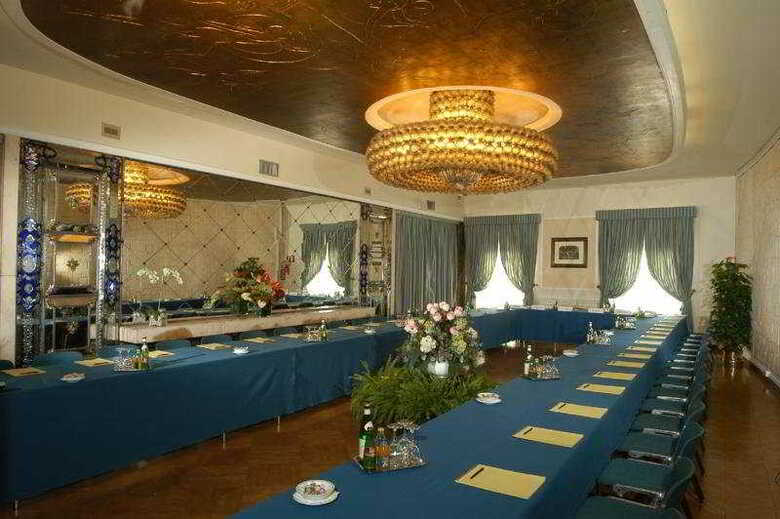 Plaza Hotel Lucchesi