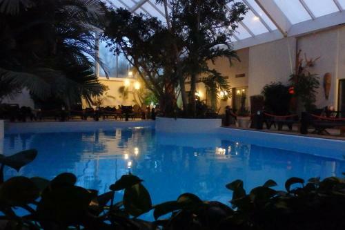 Tropical Hotel