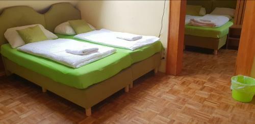 Kansakar Hotel