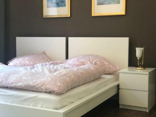 Hostal Pension Stadtmitte Garni