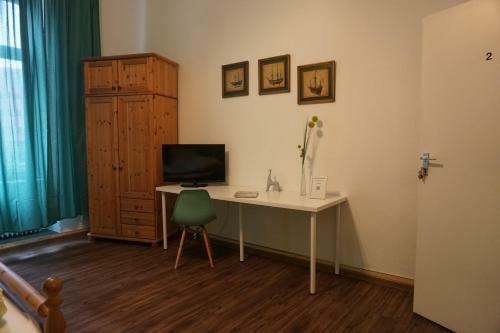 Hostal Pension Stadtmitte Garni