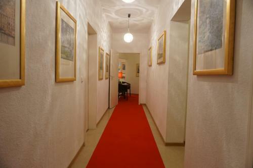 Hostal Pension Stadtmitte Garni