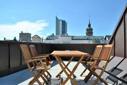 Apartamento Trafford Sky Homes