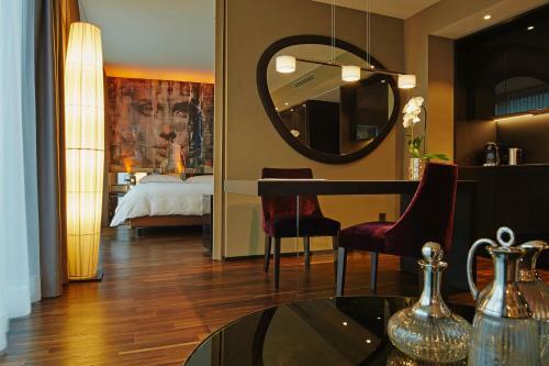 Savoy Hotel