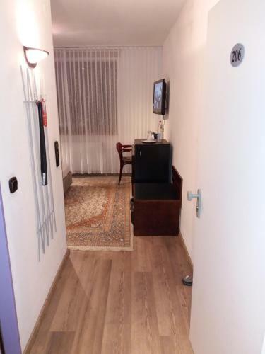 Hotel Aris