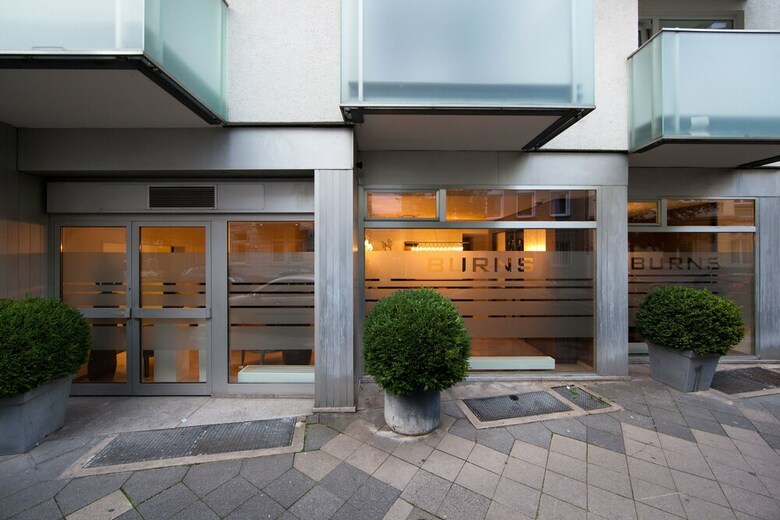 Hotel Burns Art & Culture