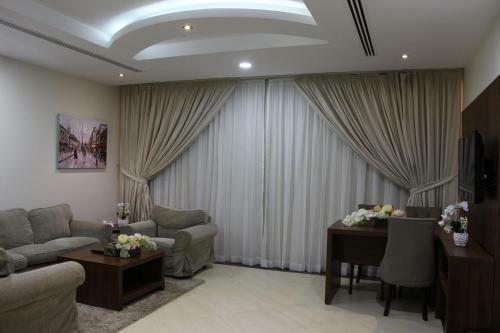 High End Gardens Aparthotel