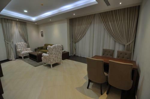 High End Gardens Aparthotel